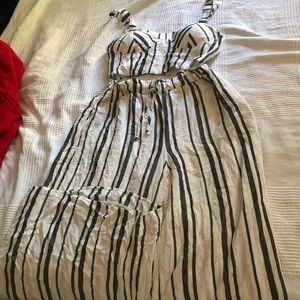 American Eagle two piece set never worn